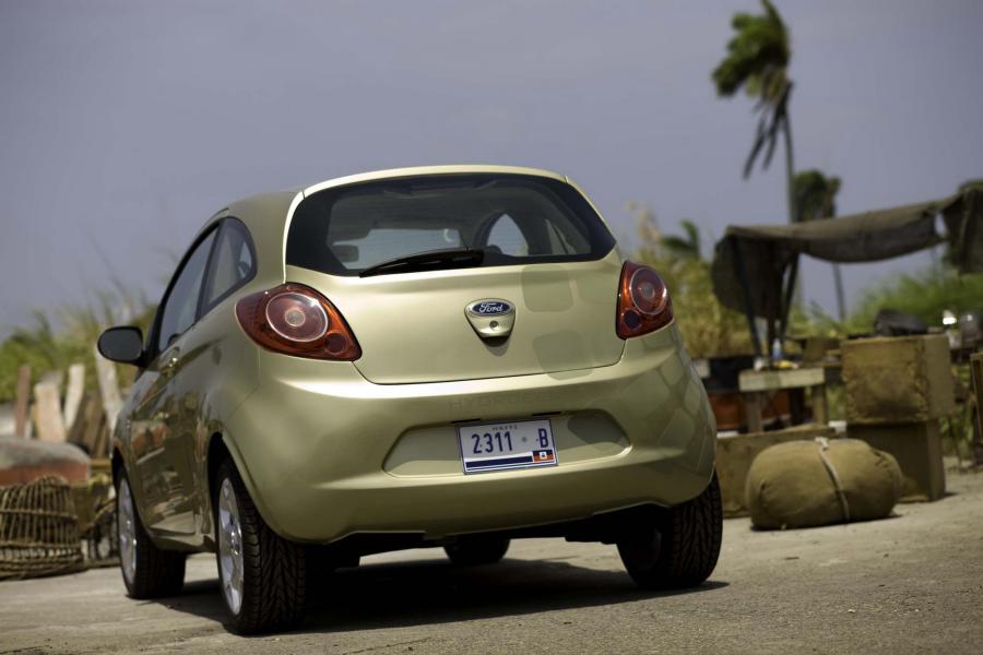  Ford Ka 2008 года  (фото 27 из 115)